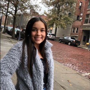 Meet your Posher, Taylor